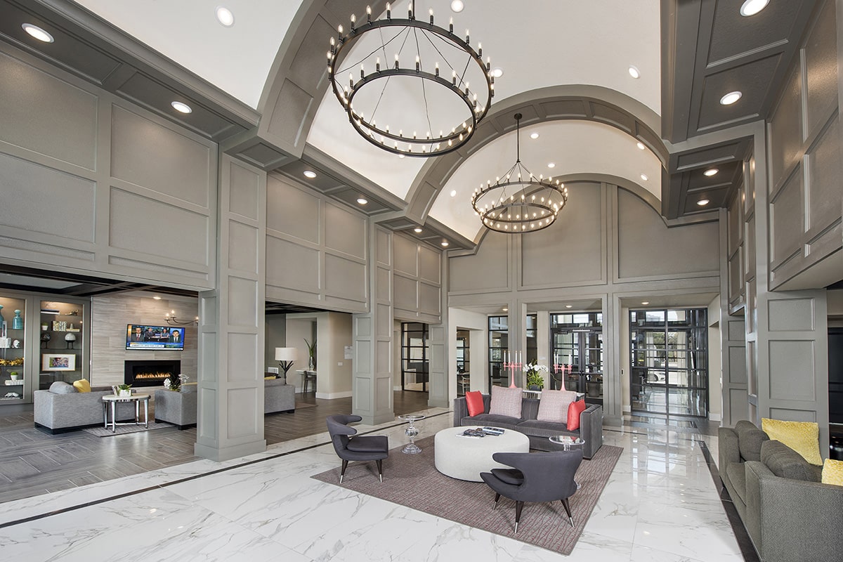 3676-11-Club_1200x800