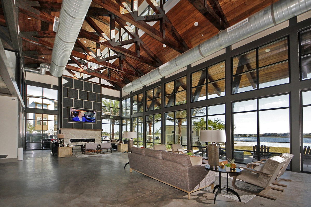 3723-11-Club_1200x800